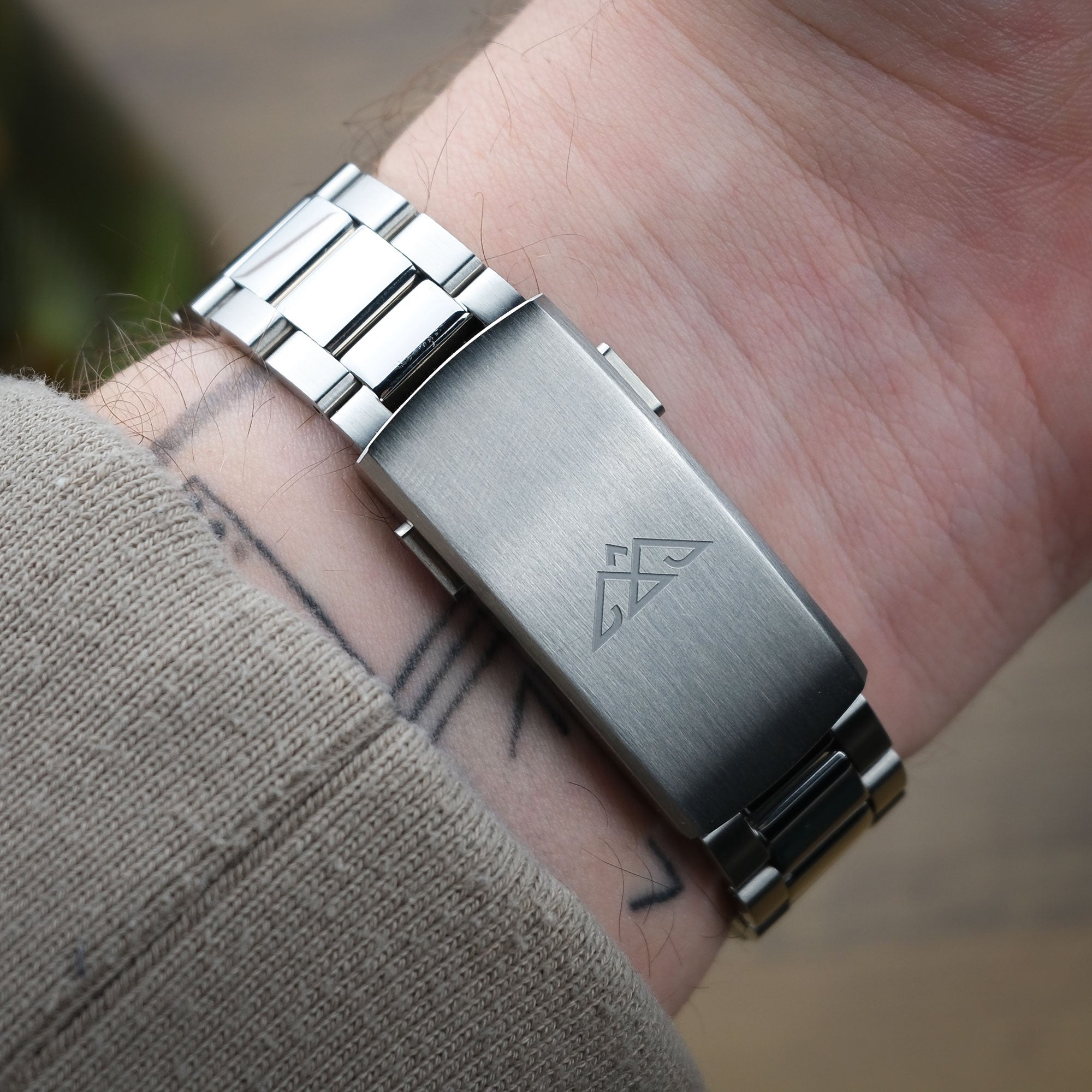 PROSPERITY GMT RED KITE